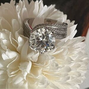 Engagement Ring 18K White Top Gold